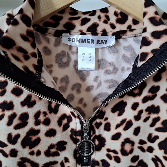 Sommer ray | cheetah print turtleneck womens crop top super soft - Picture 9 of 11